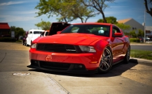 - Ford Mustang